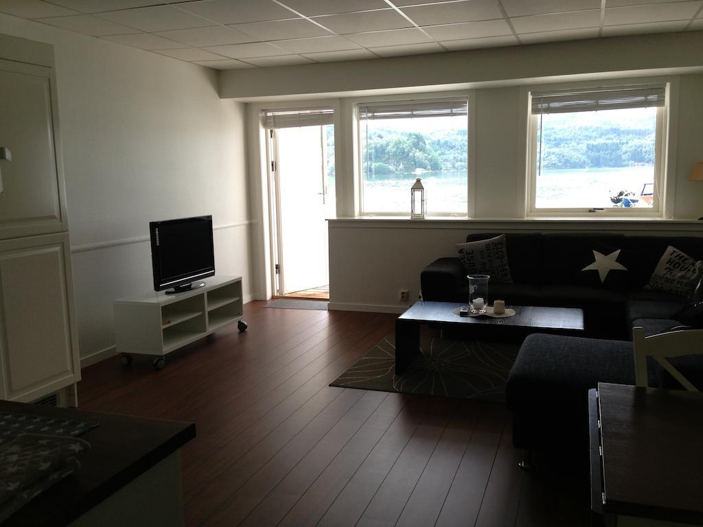 Tysnes Sjo Og Fritid Aparthotel Uggdal Phòng bức ảnh